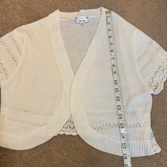 Signature by Robbie Bee Ivory Short Sleeved Cardigan Sweater/Shrug Women’s Sz 10 - Picture 9 of 11